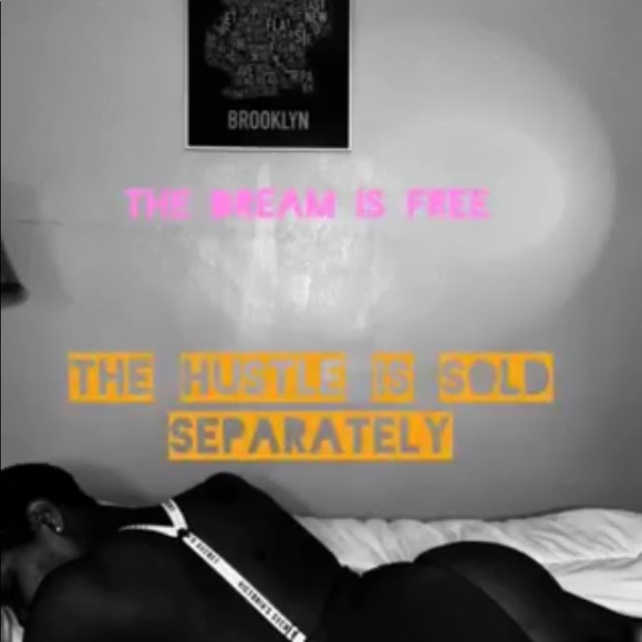 W҉E҉L҉C҉O҉M҉E҉ T҉O҉ M҉Y҉ W҉O҉R҉L҉D҉ - Picture 16 of 17